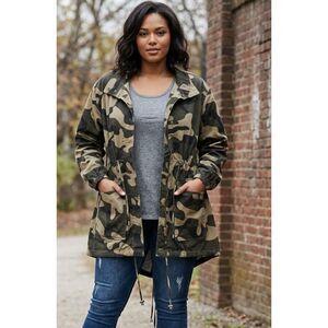 Fashion Nova Camo Military Utility Cinch Oversized Coat Women's Size Small